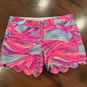 Lilly Pulitzer Buttercup Shorts 0 Oh My Guava Magenta Scalloped